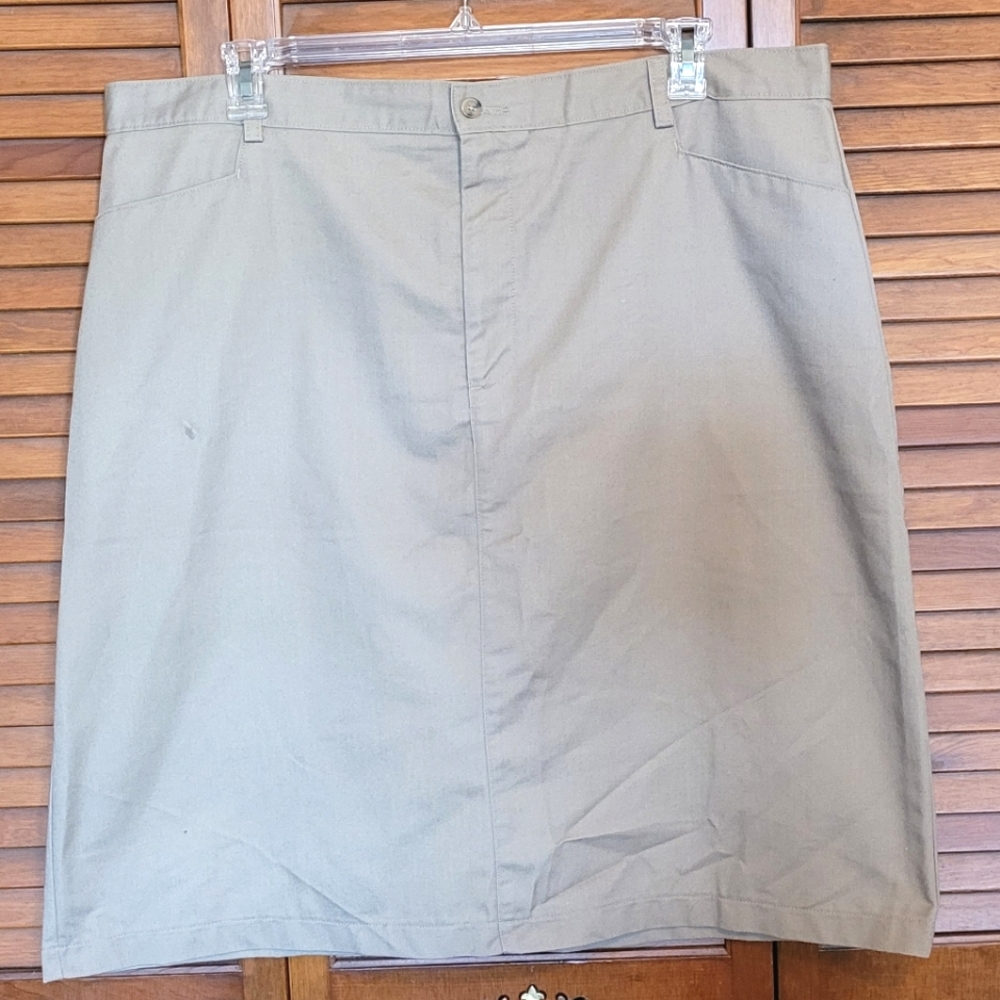6. Khaki Pencil Skirt - Size 22